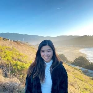 Meet your Posher, Chloe